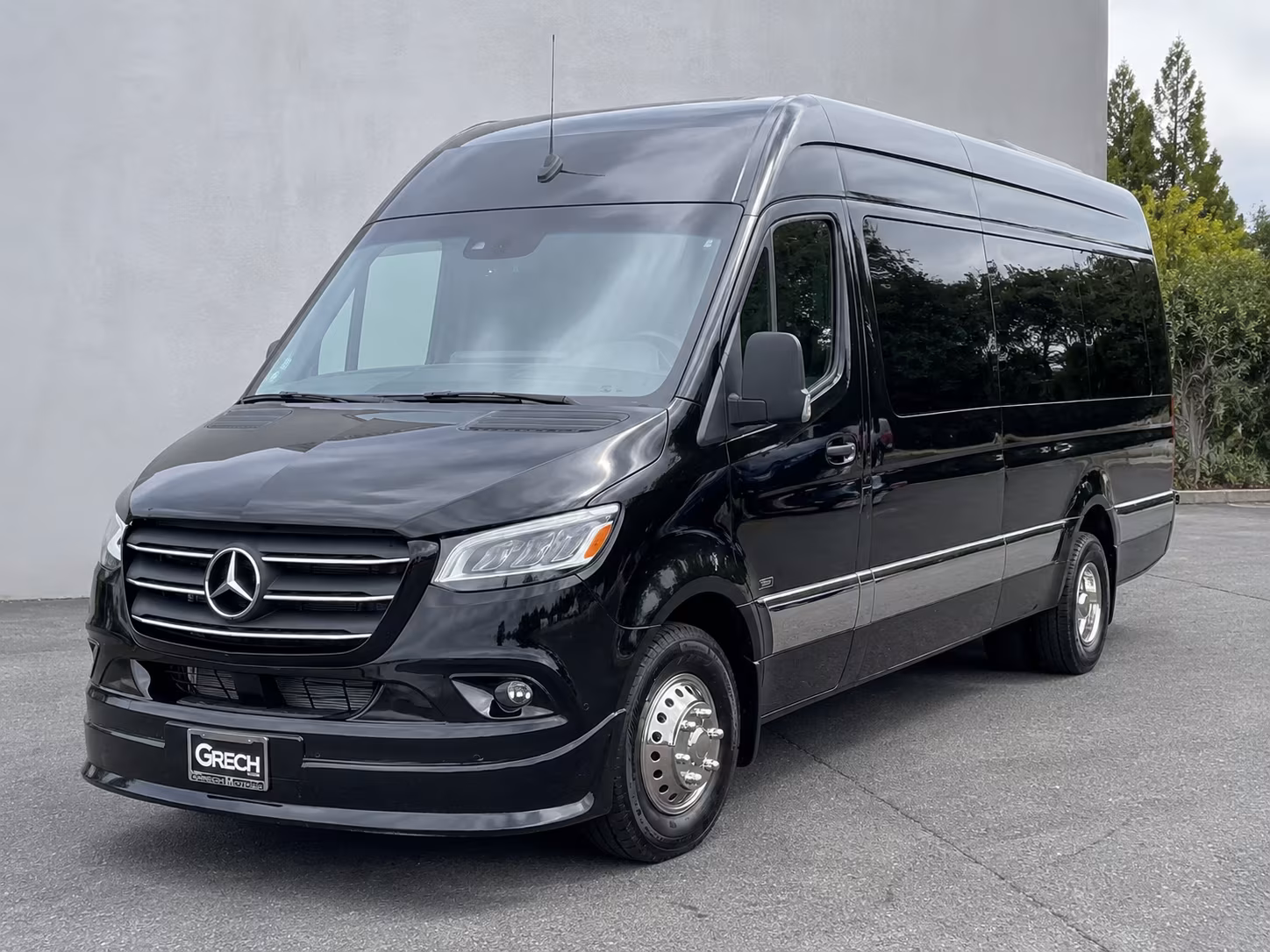 book group transportation for your next corporate event 1