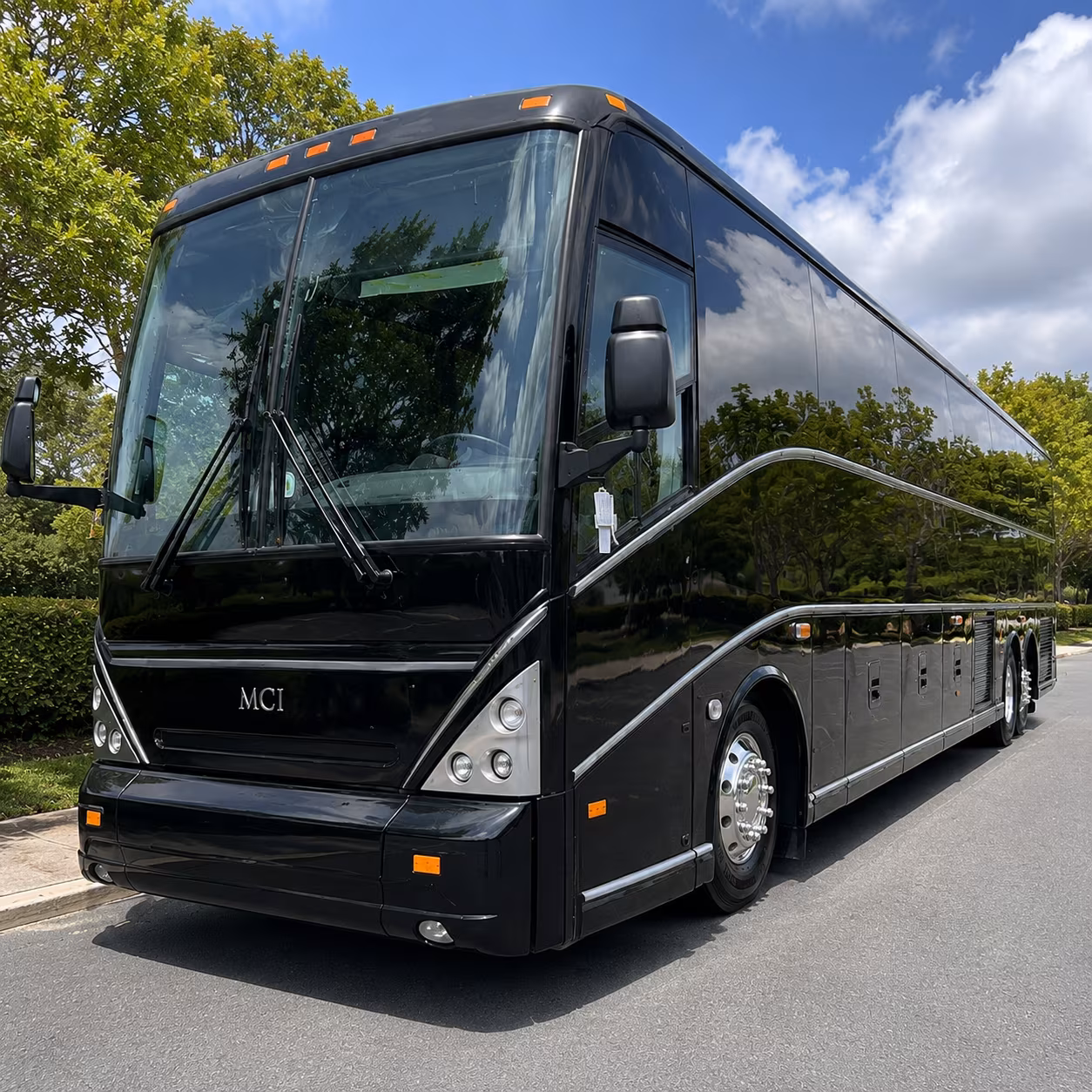 charter buses for science and nature field trips around lansing