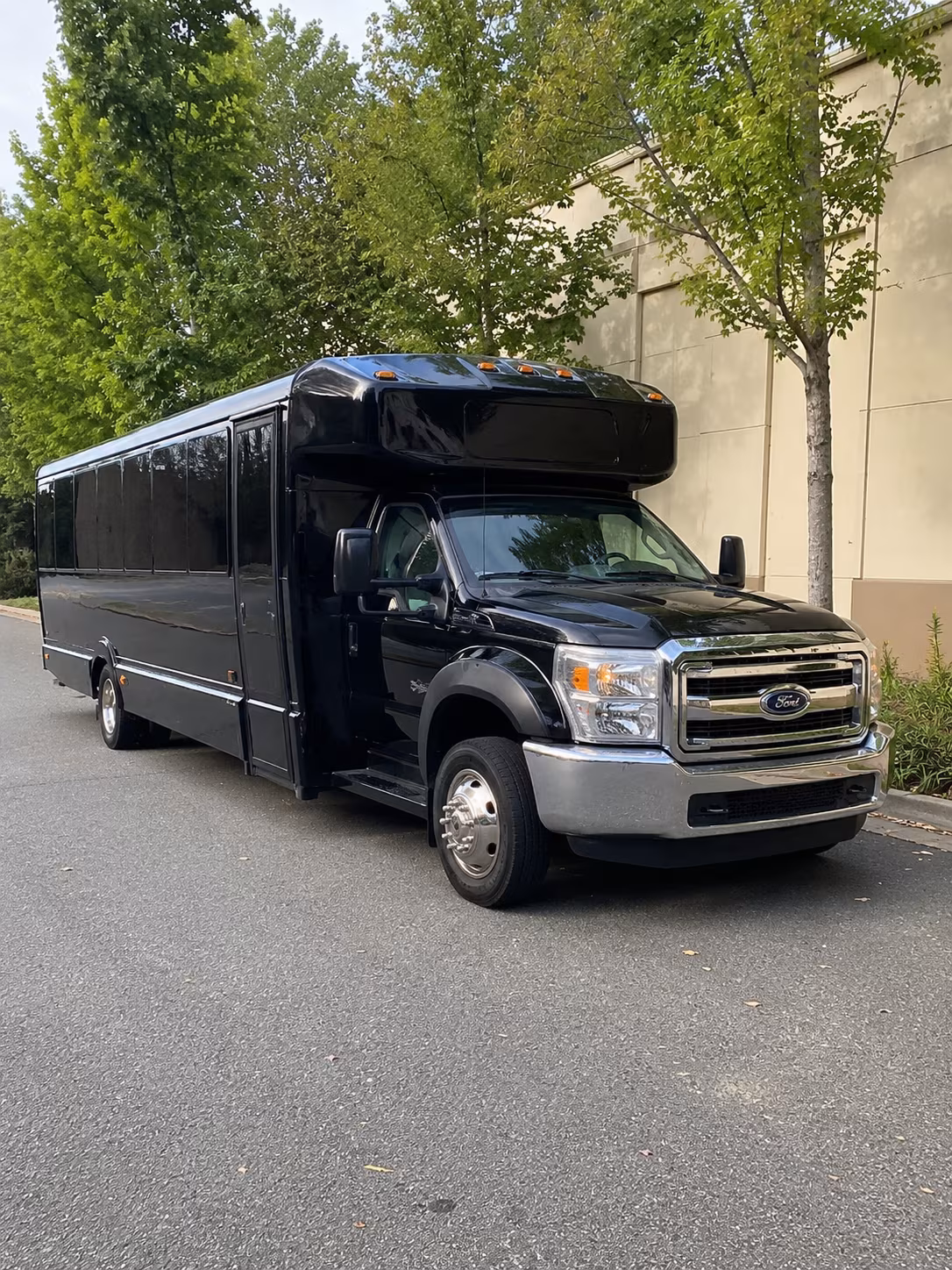 concert bus rentals for groups heading to kalamazoo and grand rapids shows