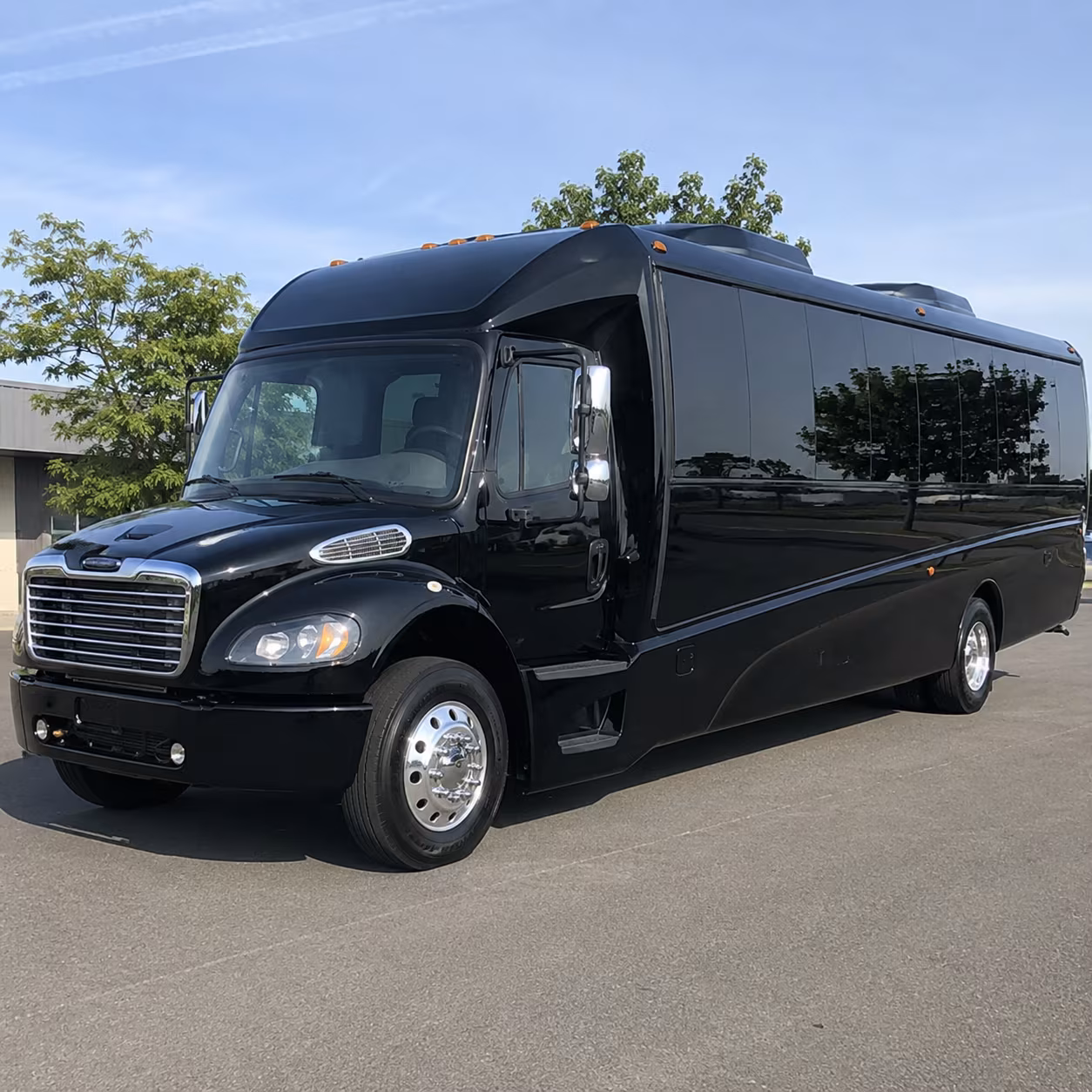 lansing 20 passenger minibus
