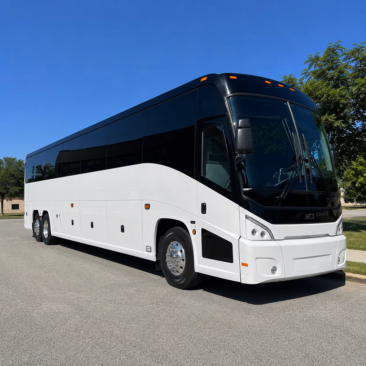 lansing 40 passenger charter bus