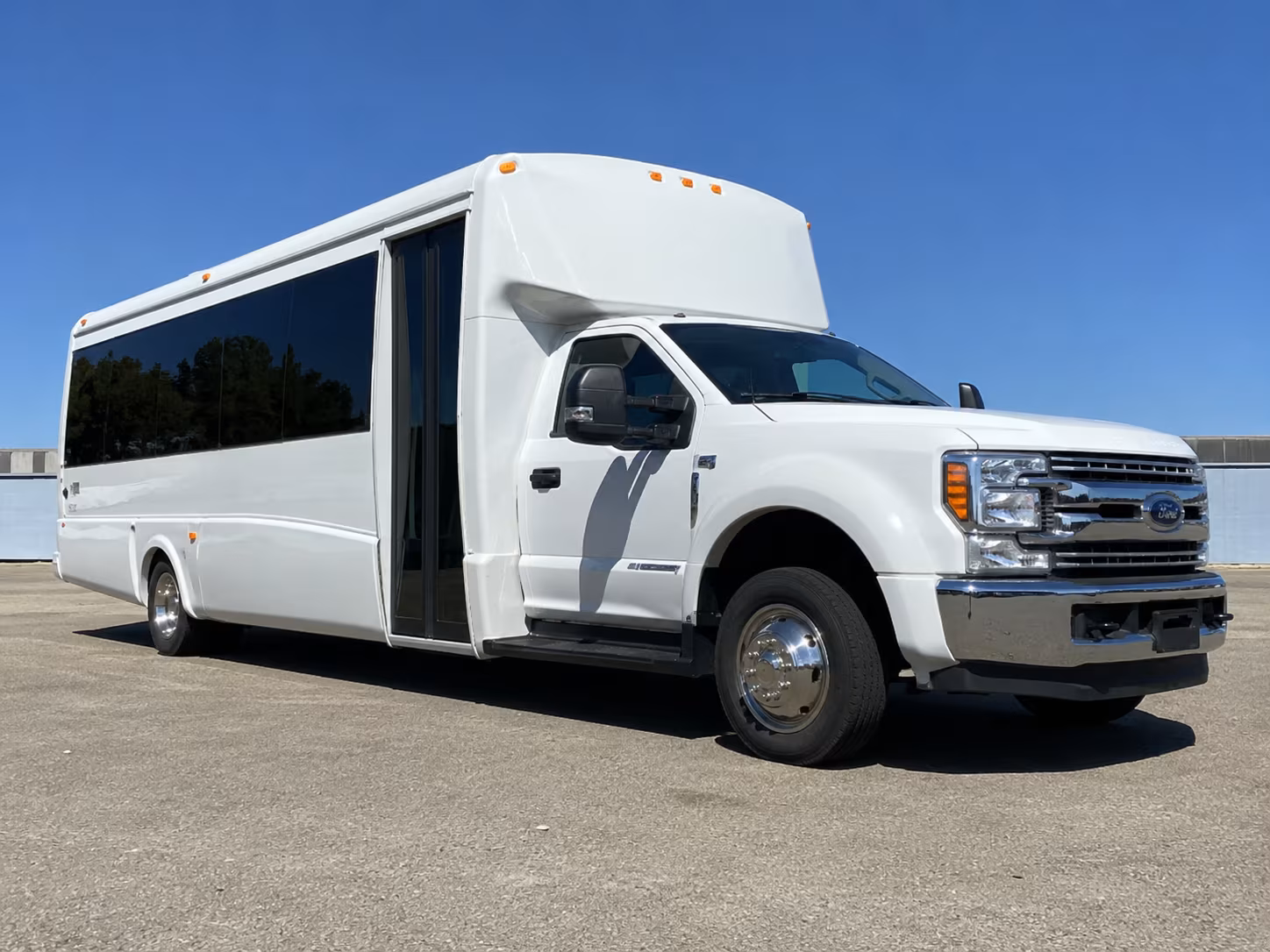 lansing corporate transportation