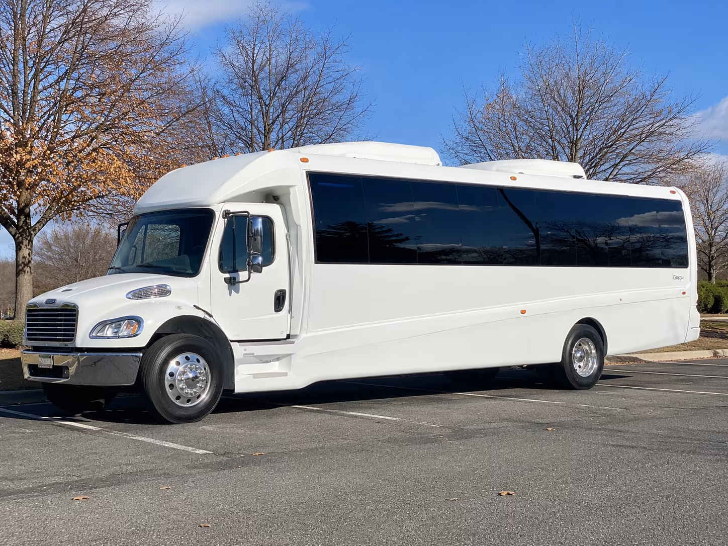 party buses in lansing for prom dinners and pre prom celebrations